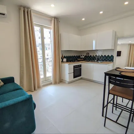 Napulitanamente * Napoli